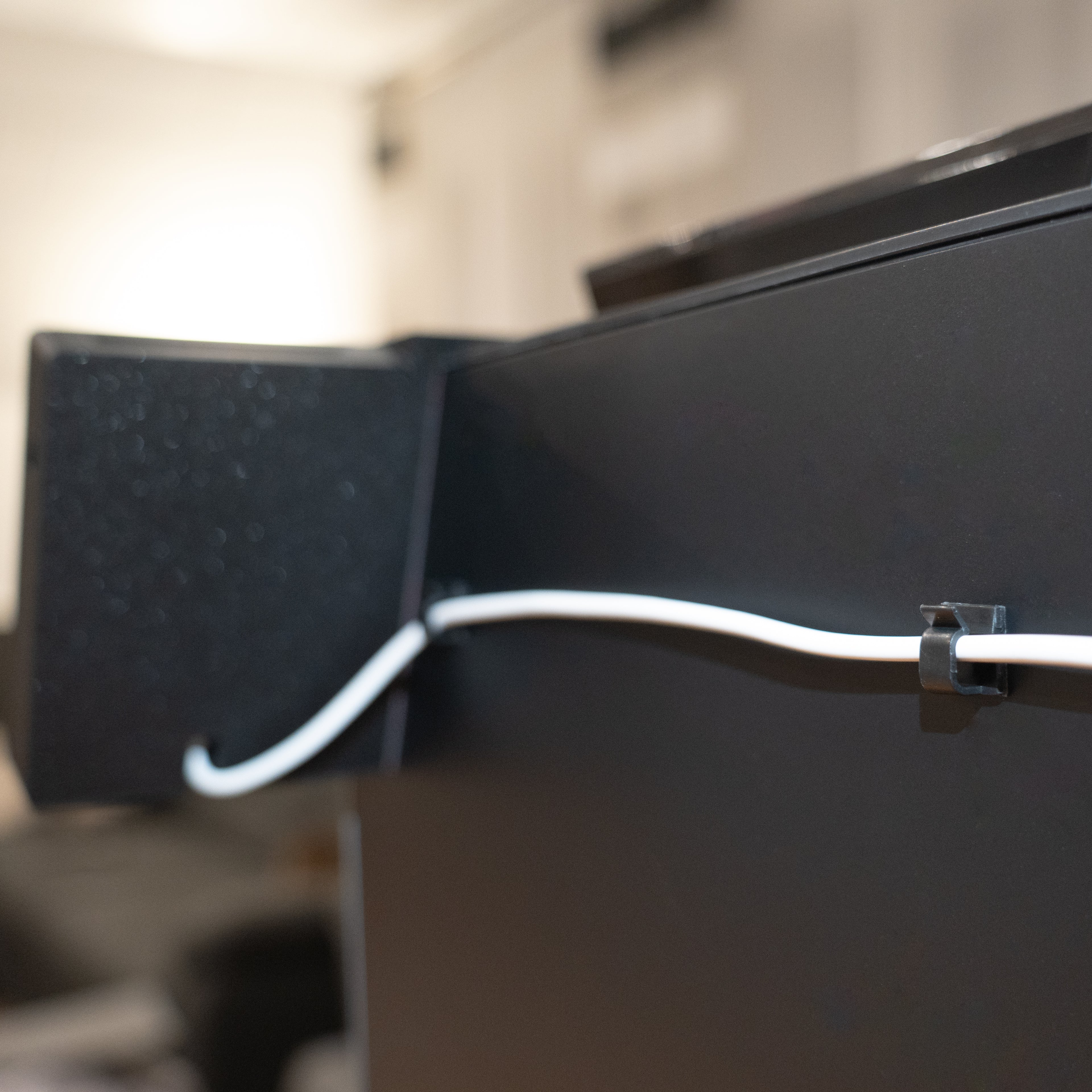 Kabelhalterungen mit 3M Klebepad 2er Pack – zur Befestigung von Kabeln